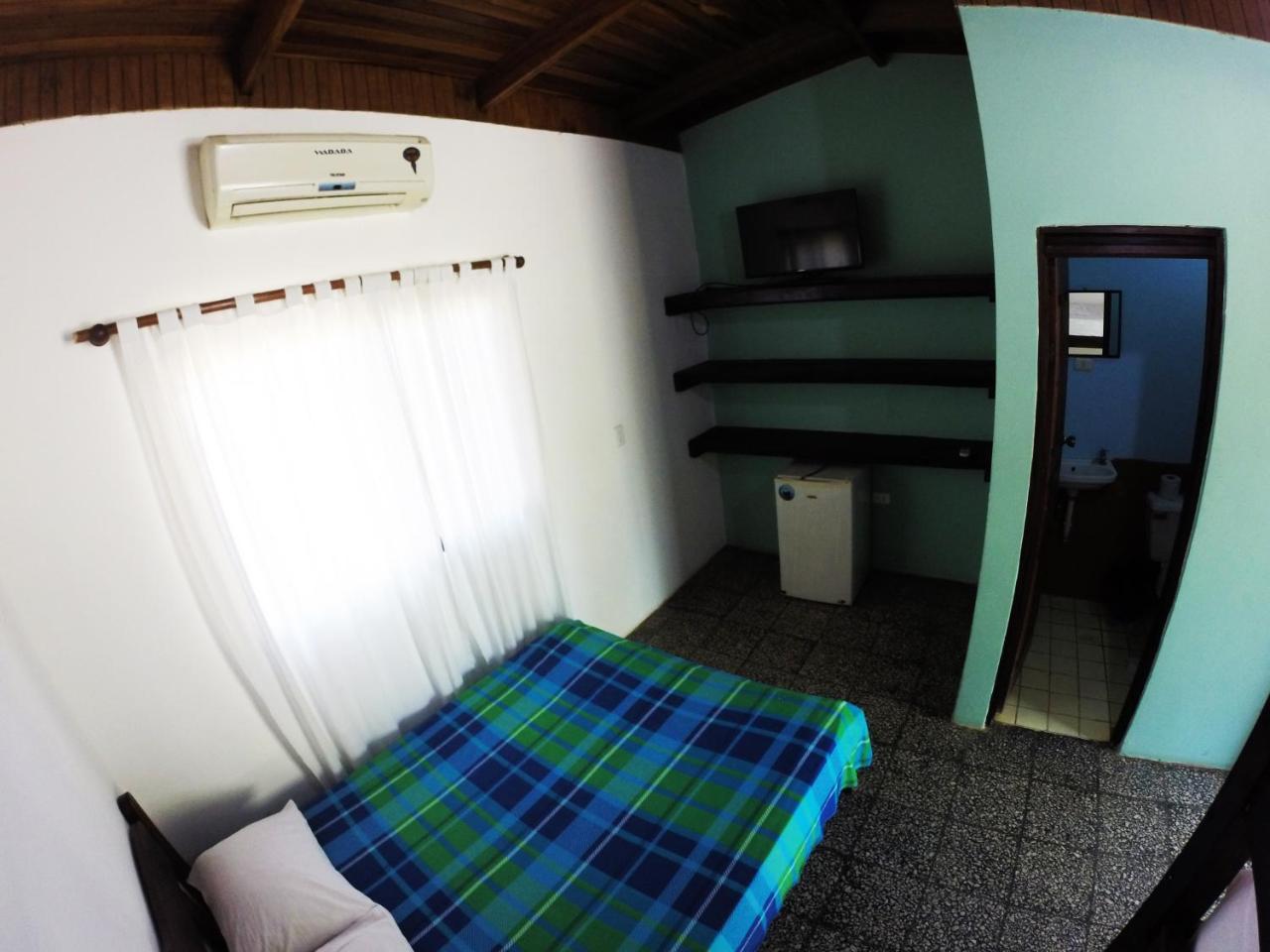 Tsunami Hostel Tamarindo Eksteriør billede